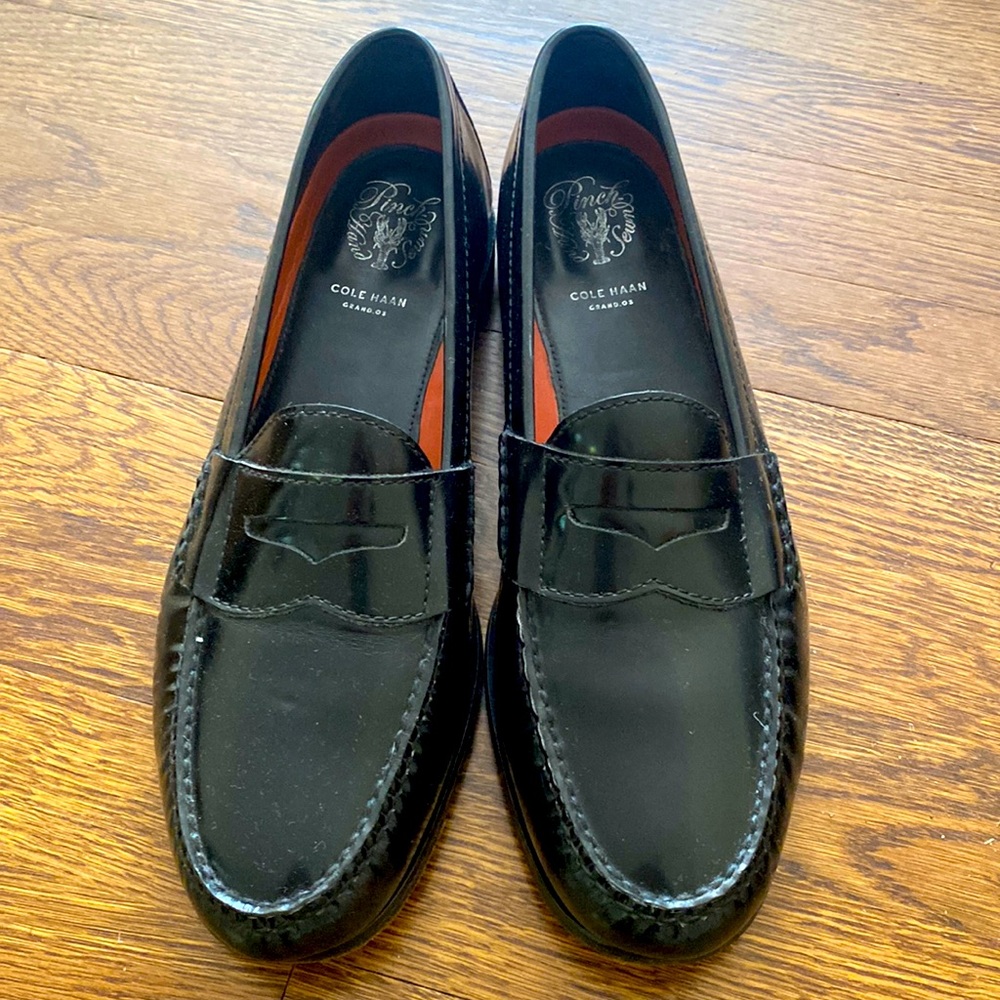 Men’s Black Leather Loafer